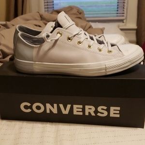 Matte Converse - women's 9.5